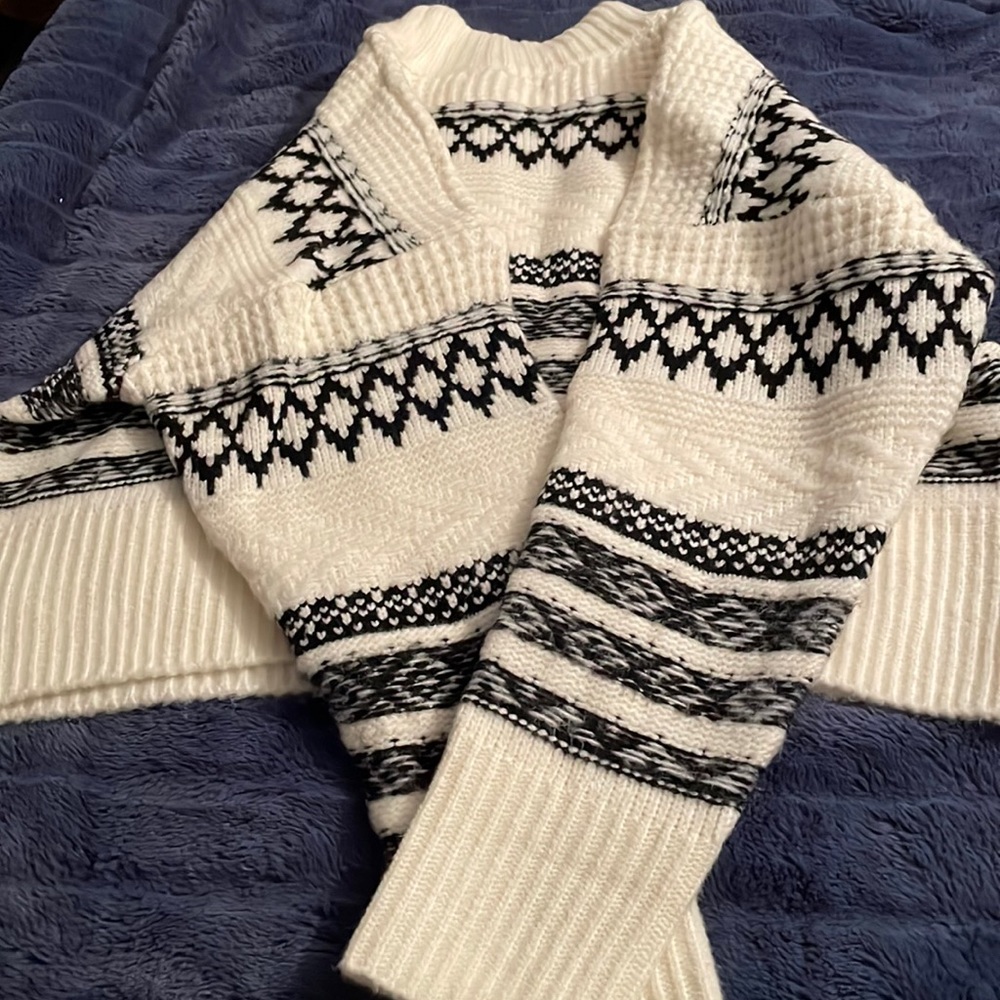 Cropped, black and cream fair isle sweater